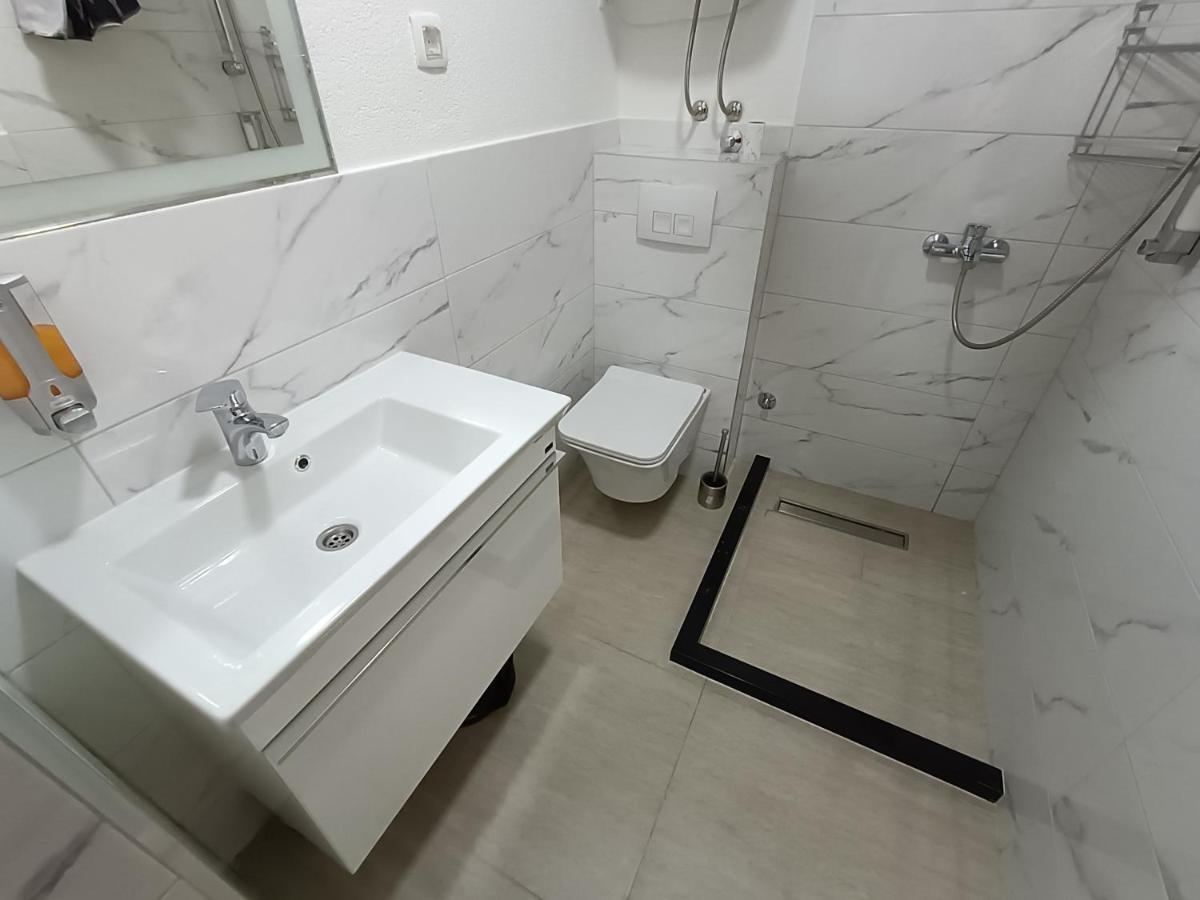 Korzo Apartment Bijelo Polje Exteriör bild